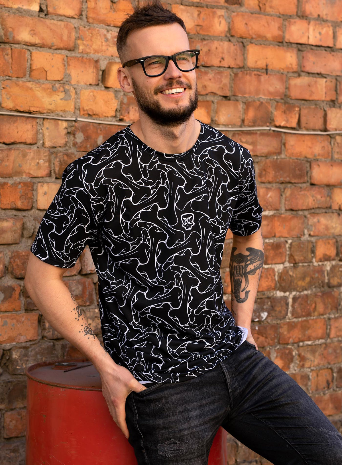 EAZAM BLACK ALLOVER TEE